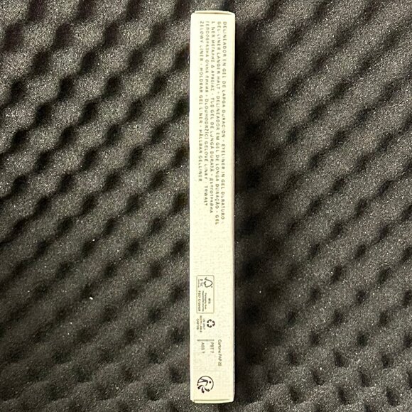 Rare Beauty Perfect Strokes Longwear & Waterproof Gel Eyeliner - Picture 5 of 11